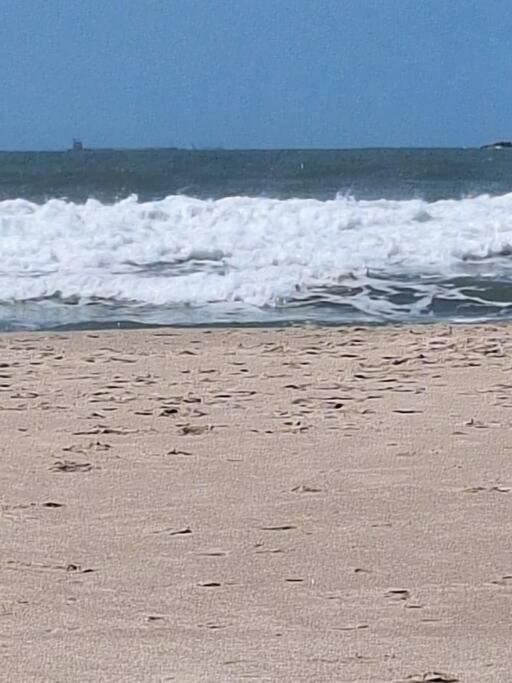 גוארויה Apto Praia Do Tombo מראה חיצוני תמונה